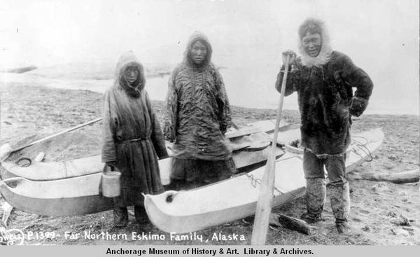 Kayak girls portrait